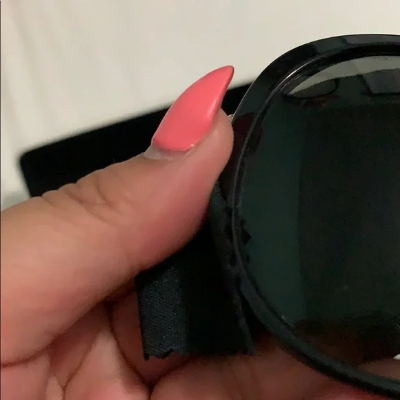 COPY - Versace sunglasses (NOT SOLD YET) - Picture 7 of 7